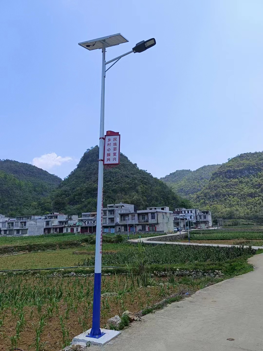 宇能照明為廣西白色提供1300多盞LED太陽能路燈